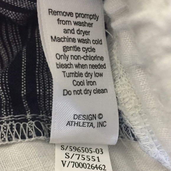 Athleta 100% linen navy & white trim striped short - Picture 8 of 9